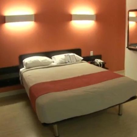 Motel 6 Manteca Εξωτερικό φωτογραφία