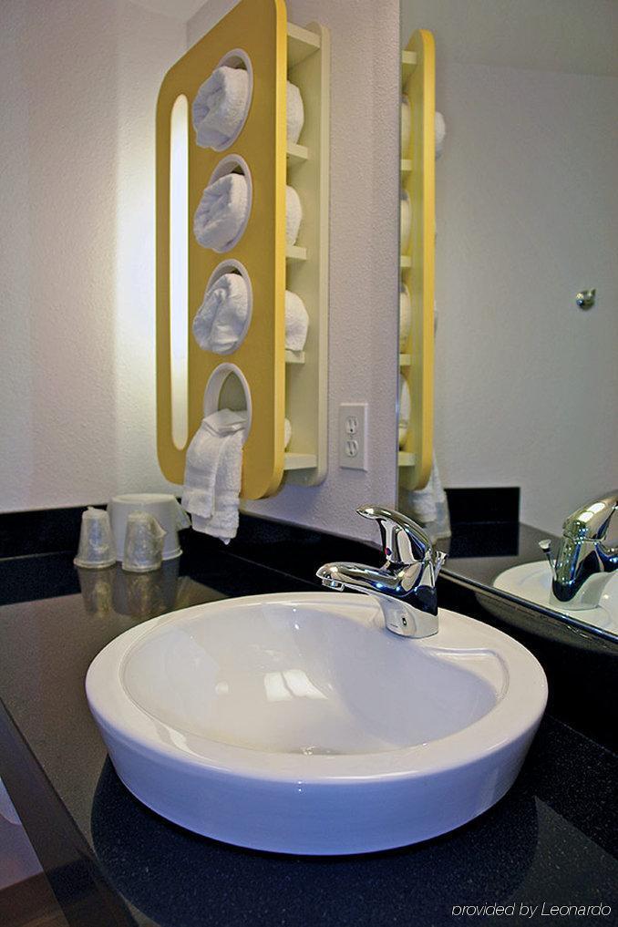 Motel 6 Manteca Εξωτερικό φωτογραφία