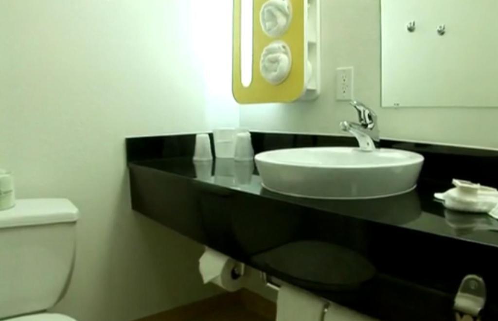 Motel 6 Manteca Δωμάτιο φωτογραφία
