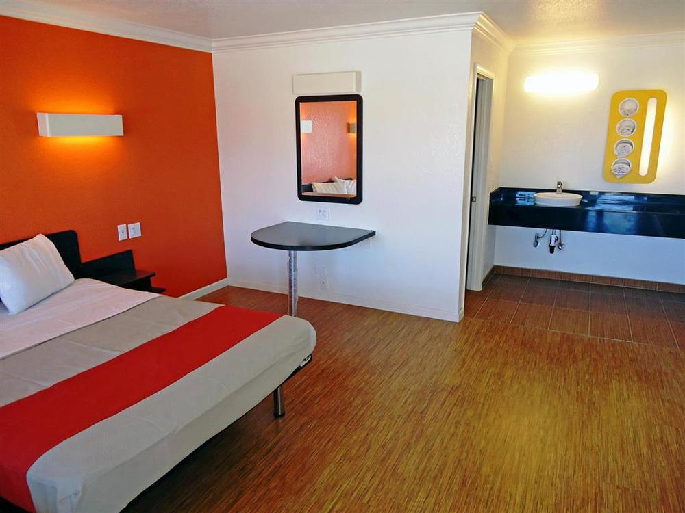 Motel 6 Manteca Δωμάτιο φωτογραφία
